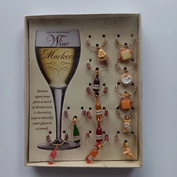 NEW Boston Warehouse Wine Glass Markers, Wine Bottle & Cheese Crackers Themed - Picture 6 of 6